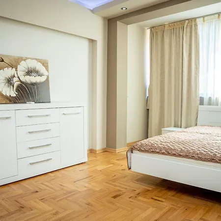 Apartment Luxury 2Bd Flat With Top Central Location
